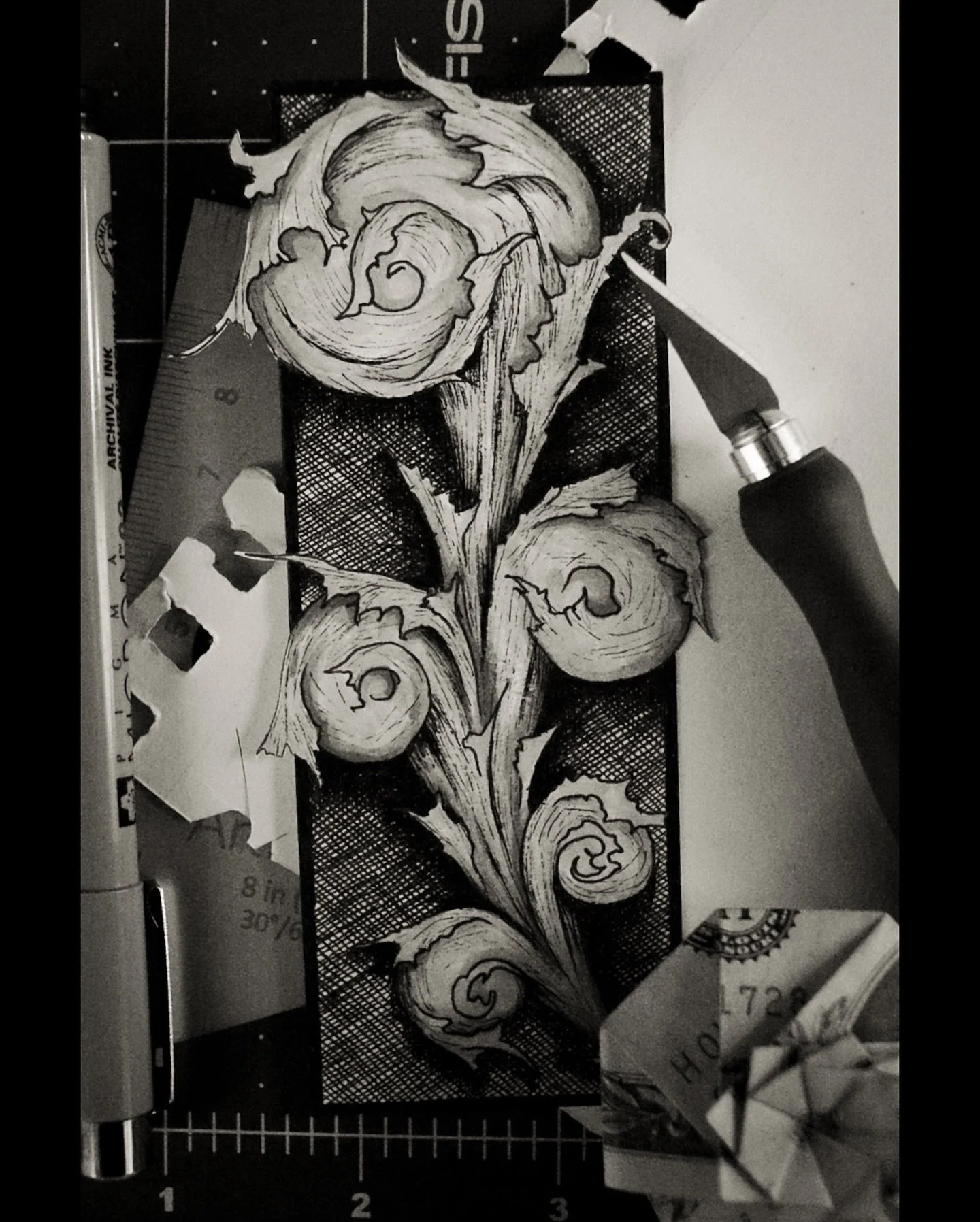 I&rsquo;m mixing things again - #filigree
.
.
.
.
.
#sketch #artphotography #art #money