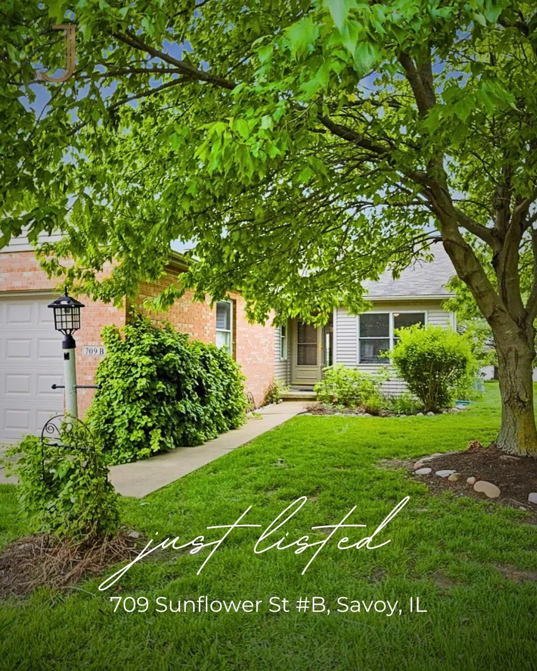 ✨ JUST LISTED ✨

Welcome to easy living in Savoy!
This spacious 3 bed, 2 bath condo in Prairie Fields is filled with beautiful natural light and offers the kind of layout that just makes sense &mdash; open living spaces, room to gather, and a screene