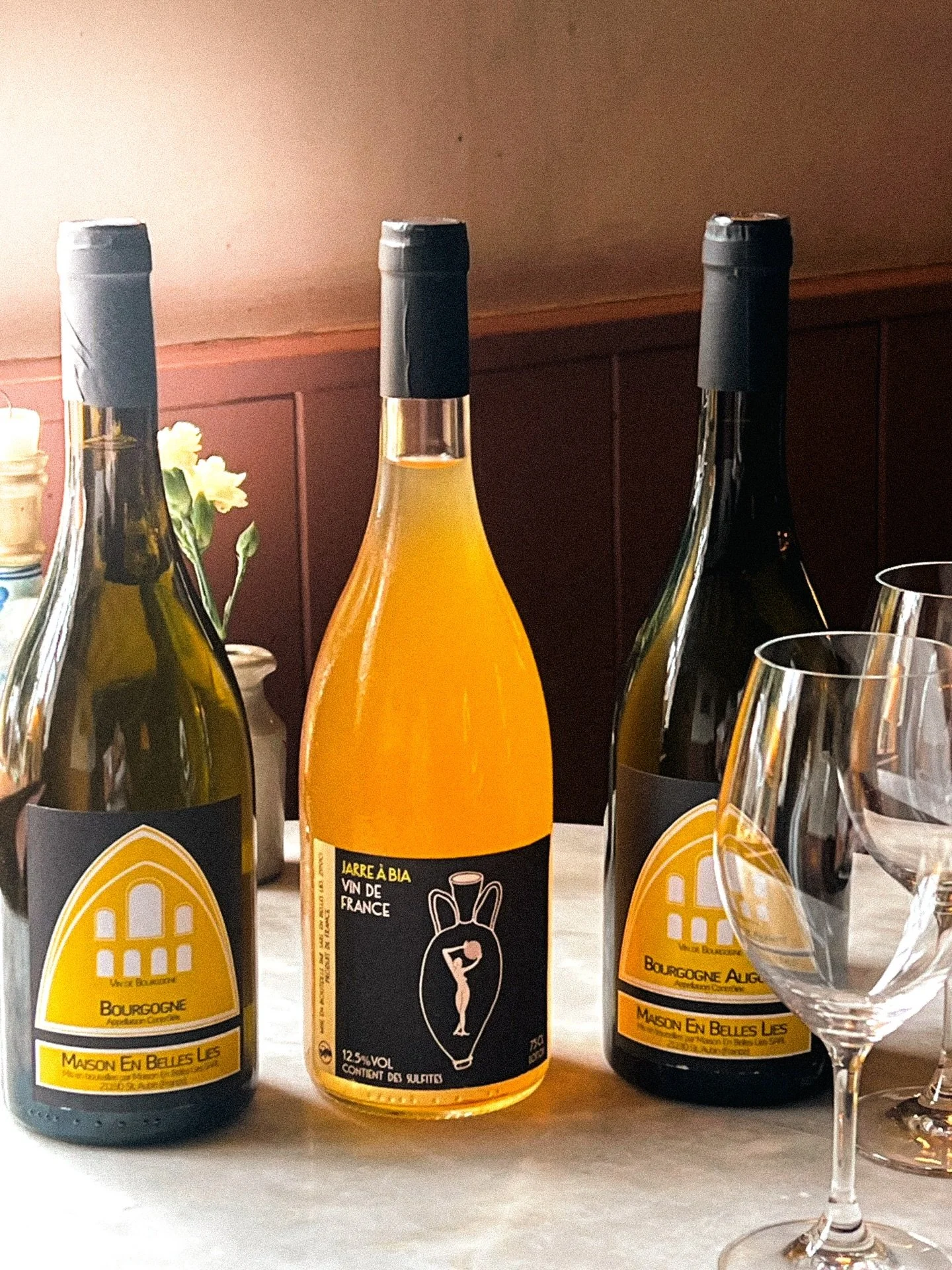 We love Aligot&eacute; at the Greyhound.

Partly because it&rsquo;s delicious, and partly because there&rsquo;s a group called &ldquo;Les ALIGOTEURS!&rdquo;. A society of winemakers and chefs dedicated to championing Aligot&eacute;. Which sounds exce