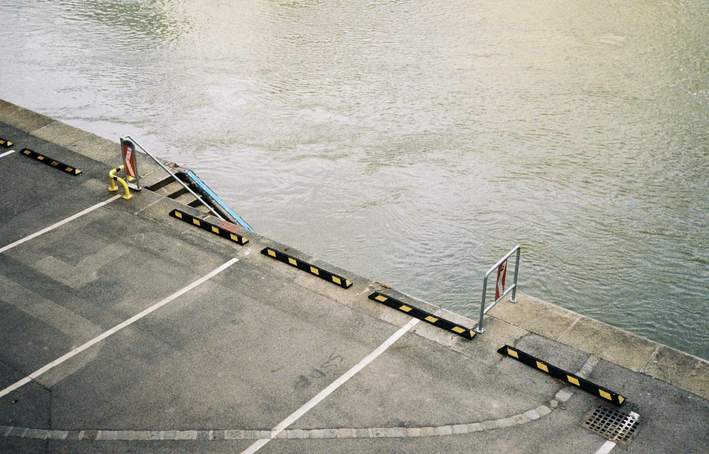 Tiny_00014.jpg