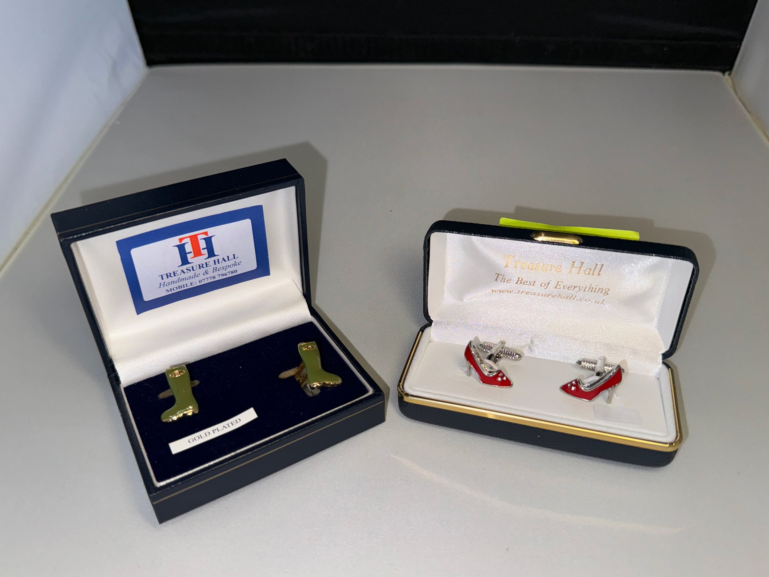 Cufflinks-red-shoes-£18.50-green-wellies-£20-2.jpg
