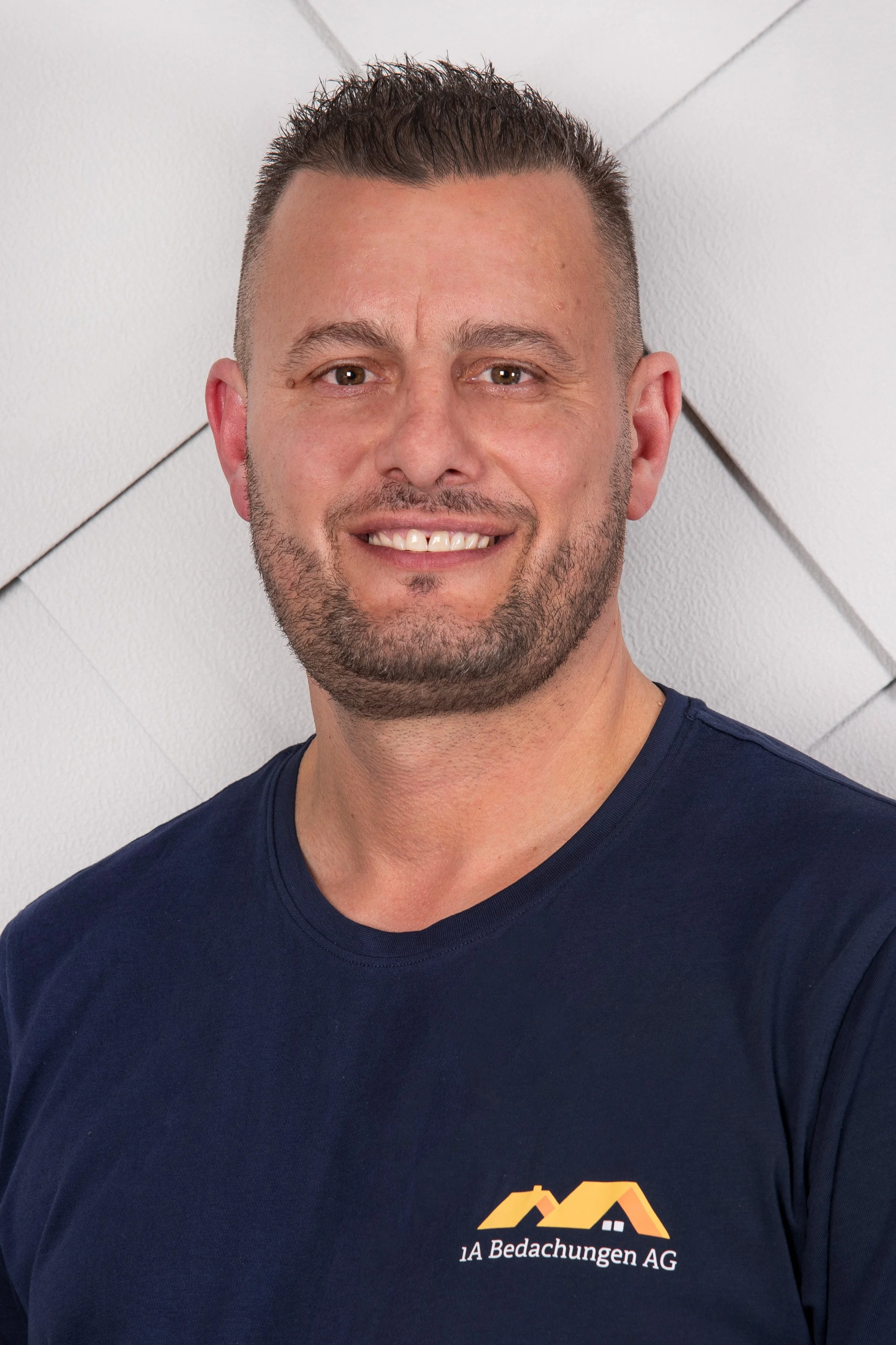 Kjefser Saliji, Vorarbeiter Flachdach bei 1A Bauspenglerei