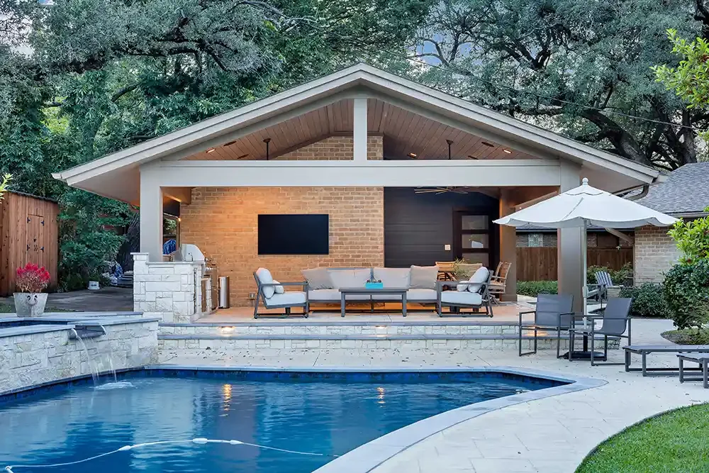 Pool with Detached Pool Suite with Outdoor Kitchen, Bathroom in Dallas Texas