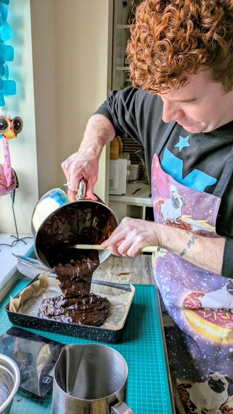 vegan cake maker in bristol making vegan brownies.