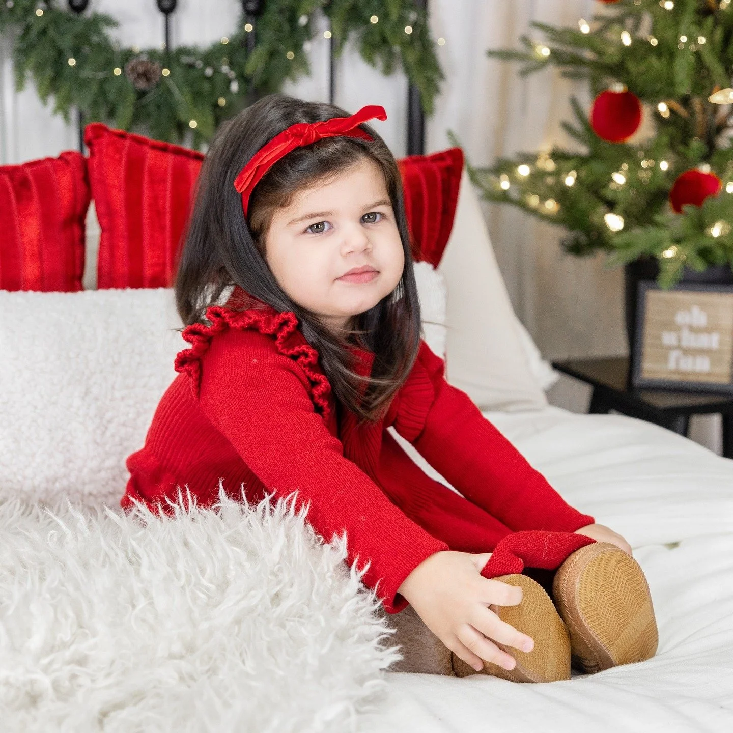 Grateful to have Kate from El and Em Photography in the studio recently. ❤️

Her holiday children&rsquo;s photos capture the sweetest mix of magic, coziness, and true personality &mdash; a highlight of the season every year. 🌲

Explore her beautiful