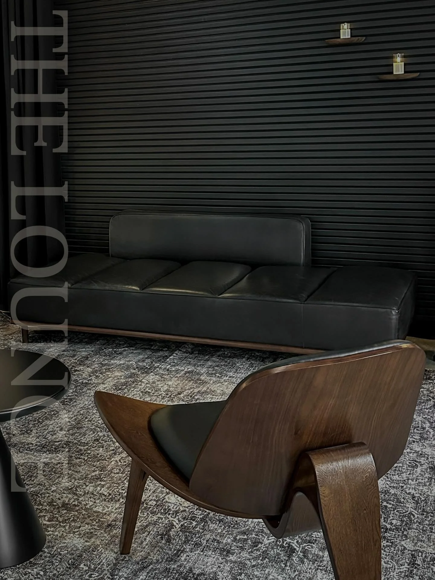 Form. Texture. Shadow.
The lounge at d14 Studio.
📍 Madison Heights, MI
Now booking &rarr; d14studio.com