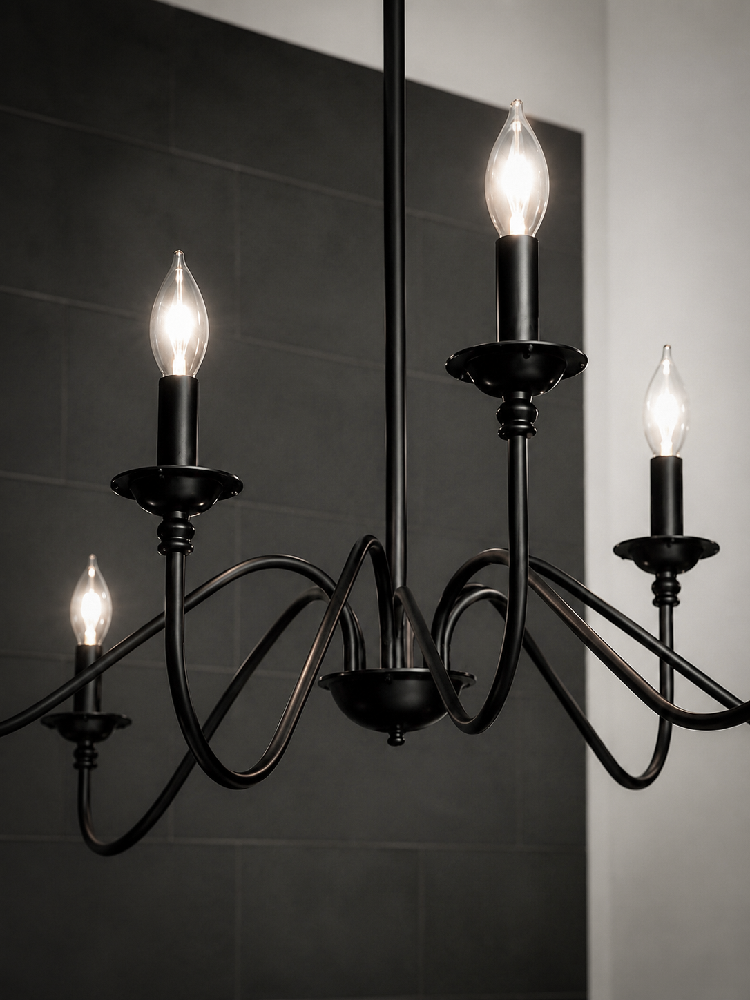 editorial-black-chandelier-d14-studio-madison-heights.png
