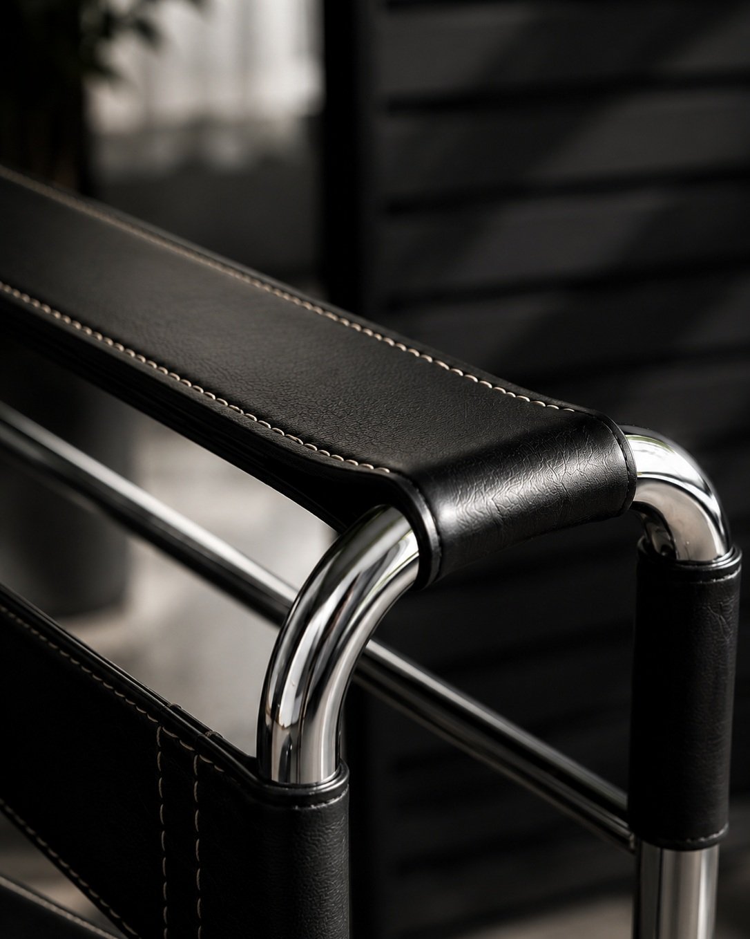 The best images are built on the smallest details.

The curve of polished steel.
The texture of matte leather.
The precision of every stitch.

Thoughtfully designed spaces don&rsquo;t compete for attention&mdash;they elevate everything placed within 