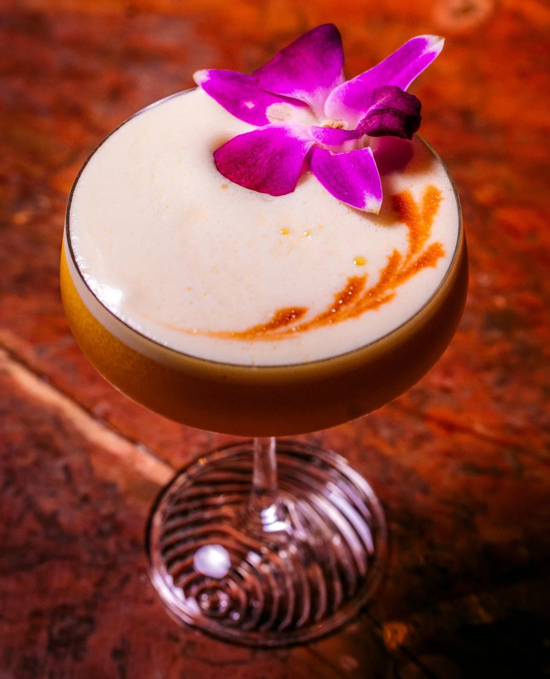 Bright, balanced, and just the right amount of tropical. 🍸✨
The Passion Pisco Sour blends Macchu Pisco, Giffard Apricot Liqueur, passion fruit, lychee, fresh lime, and aquafaba for a silky finish that's as refreshing as it is unforgettable.