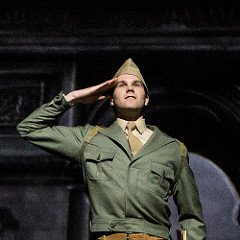 S'Just All Right: Gershwin score saves <i>American in Paris</i>