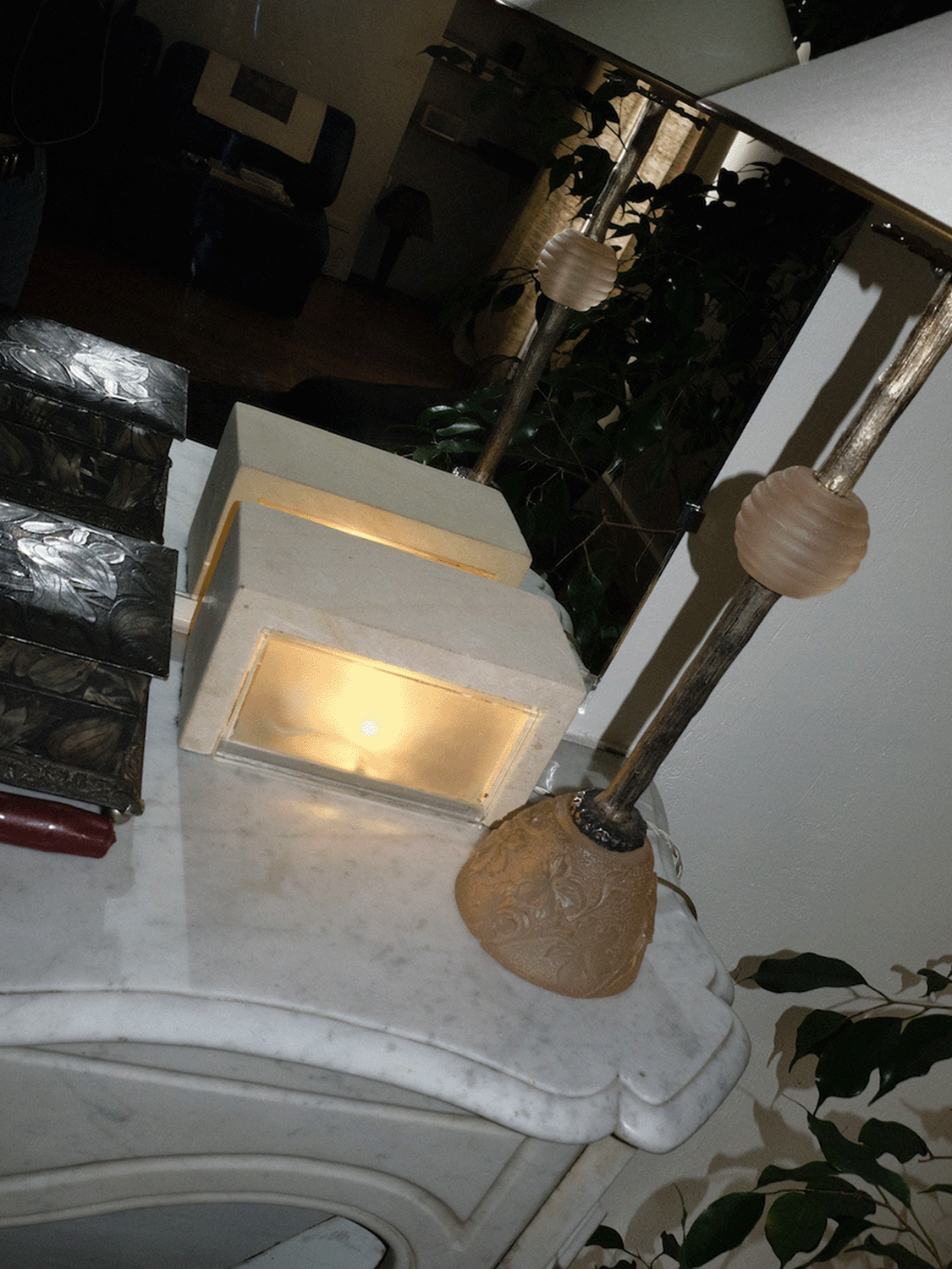 PietraLecchese-Lamp.png