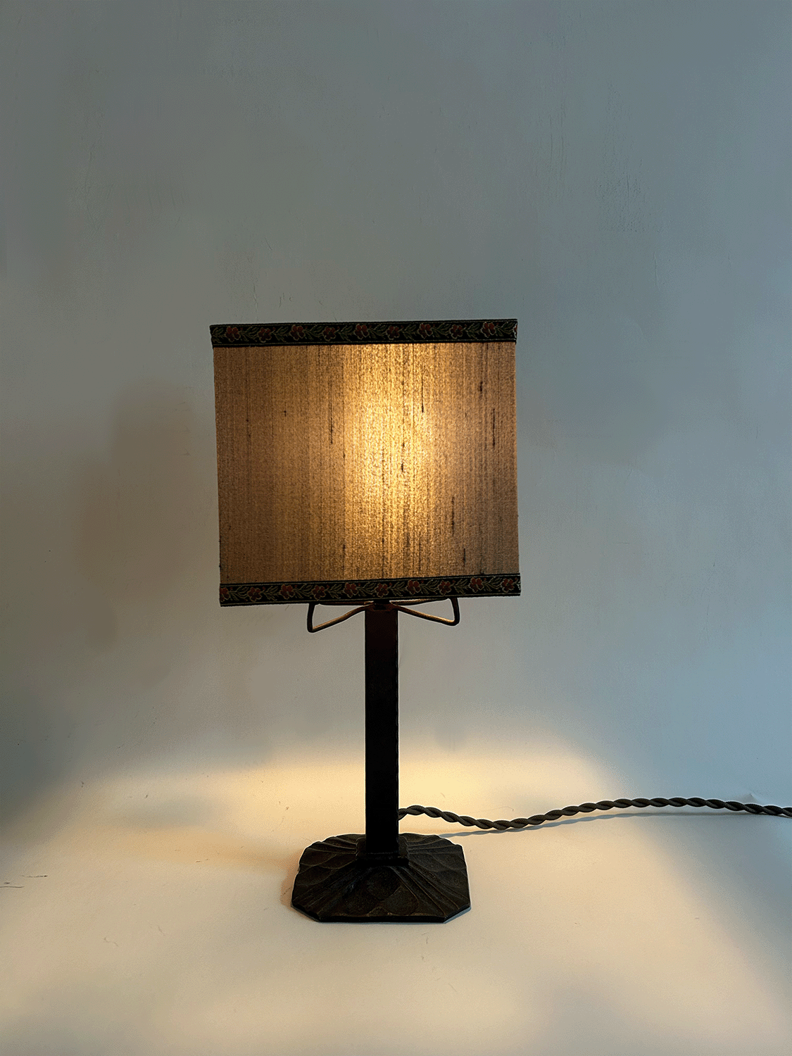 SilkLamp-C.png