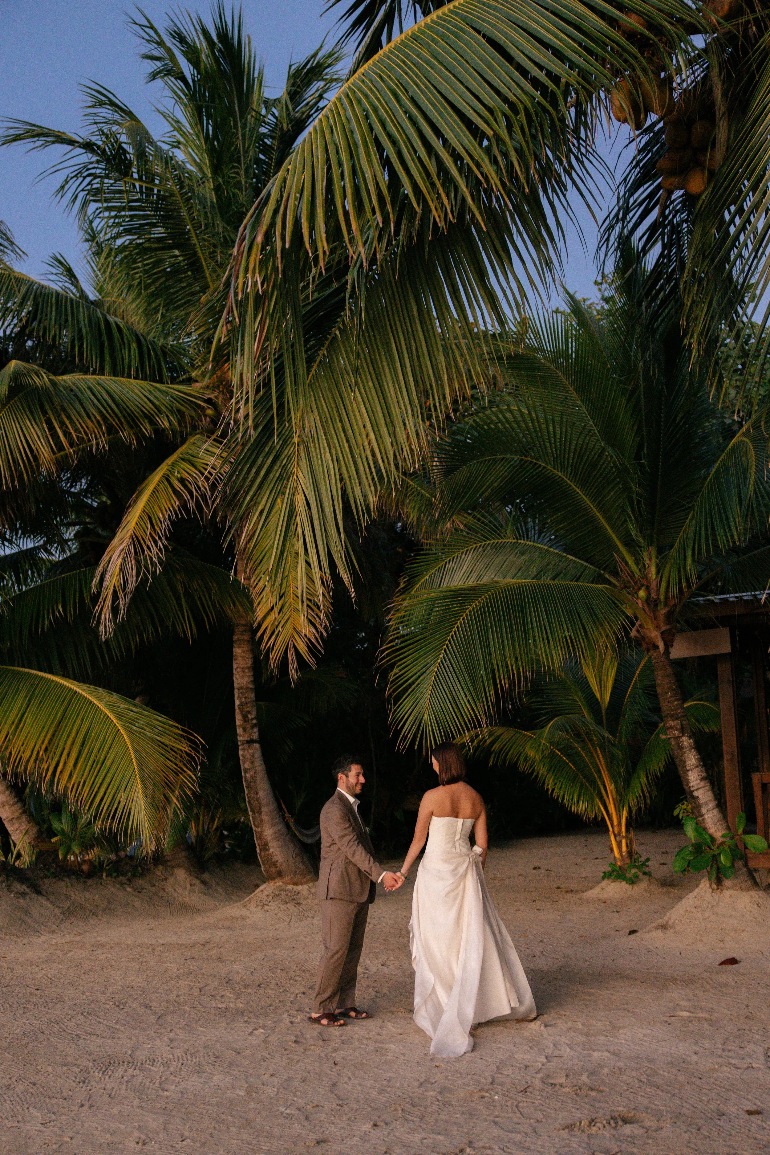 wedding Roatan M&V 562.jpg