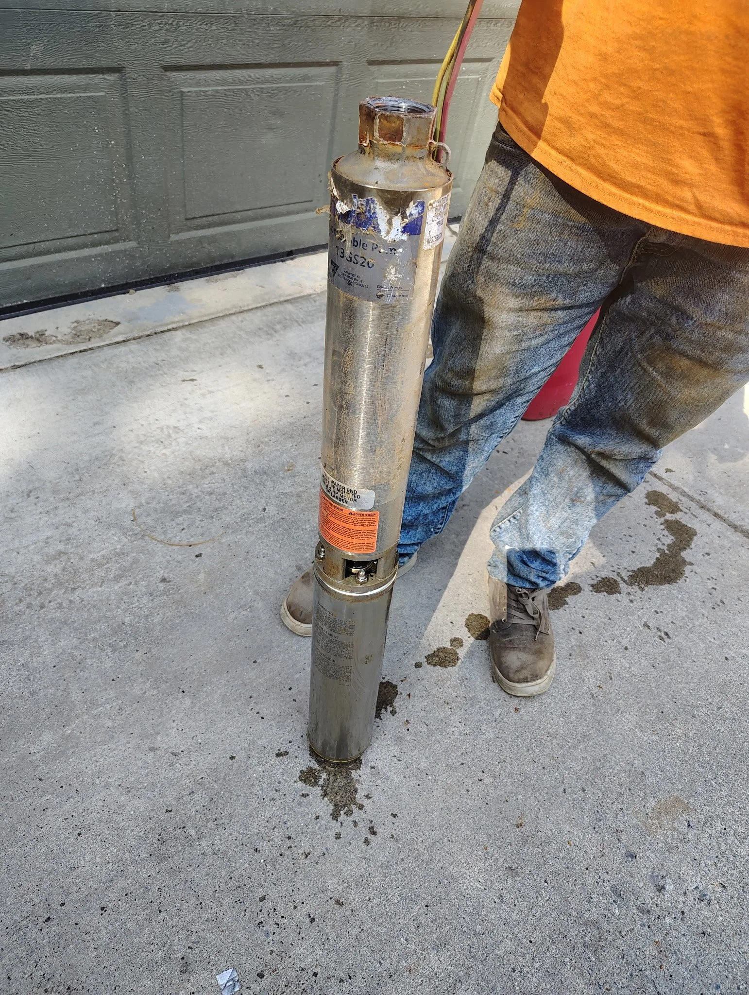 What does a well pump look like ?