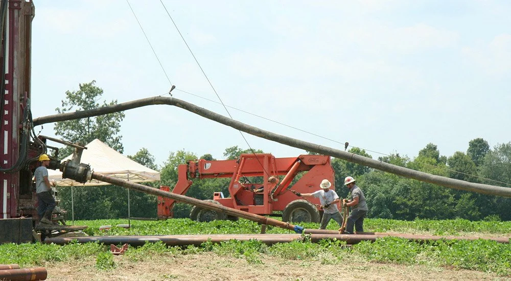 Pulling Rig Well Services — Kelly Well Drilling