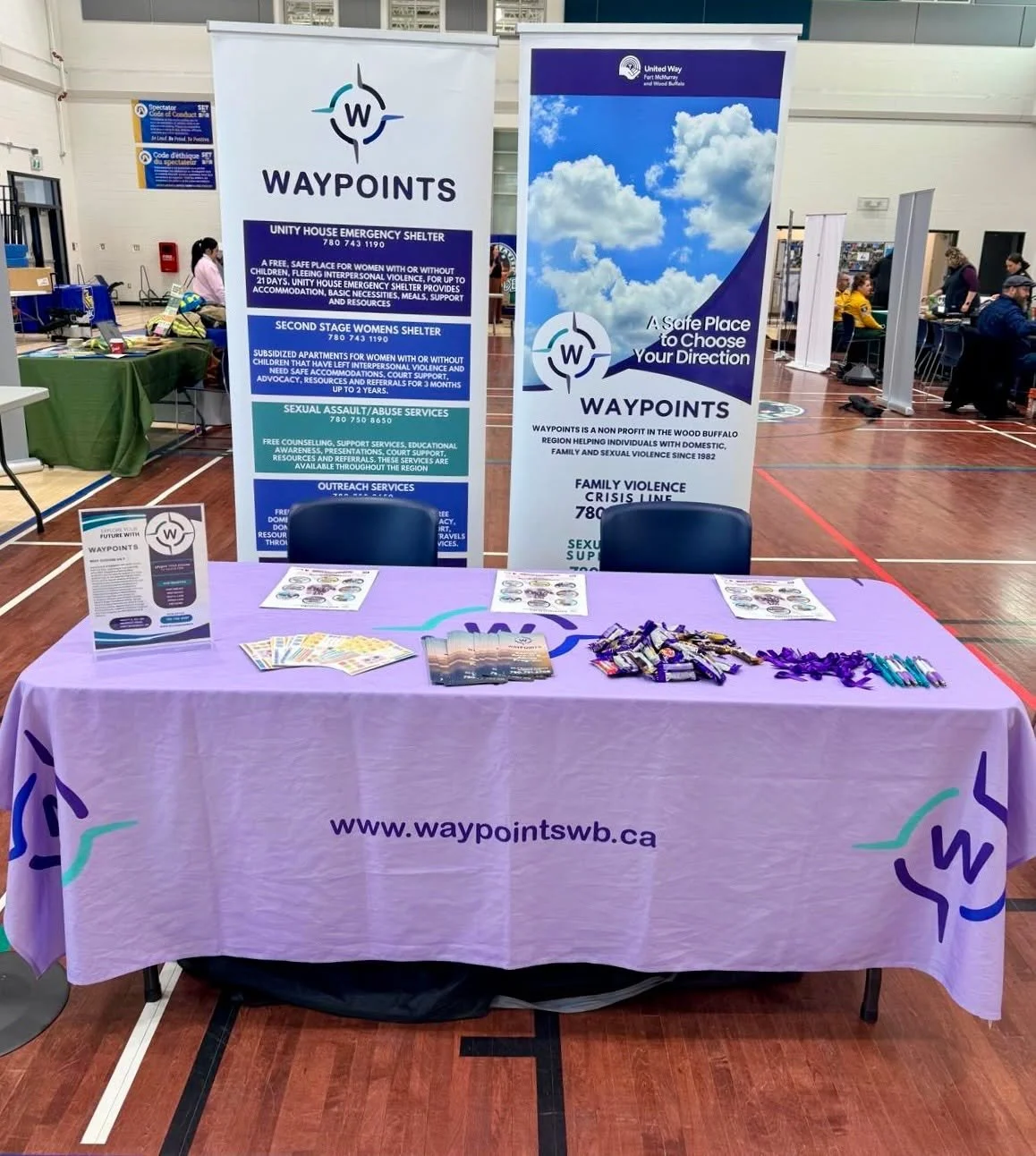 We're excited to be at &Eacute;cole McTavish High School today for their career fair! 🎉

Students are getting an up close, behind the scenes look at what it is really like to work for a nonprofit like Waypoints. By exploring diverse career paths and