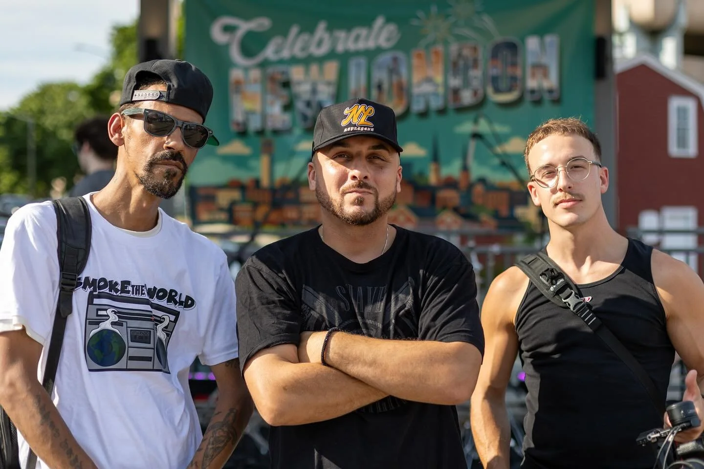 Had an awesome time this weekend at the @socialnewlondon and Celebrate New London @newlondonculturaldistrict
More photos coming this week๐ธ
Shoutout to @suaveskimusic @zipnastyforreal @suave.mob @splat_thebig0rca @conflict187 @louieroca and more