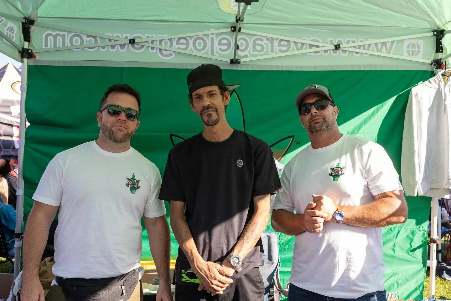 @suave.mob was outside this past weekend at the @masscannorg Boston Freedom Rally.
Photos taken at the @averagejoegrow booth. Be sure to check out their products, especially their newest batch of lemonade ππ« (more photos of this product soon ππΈ