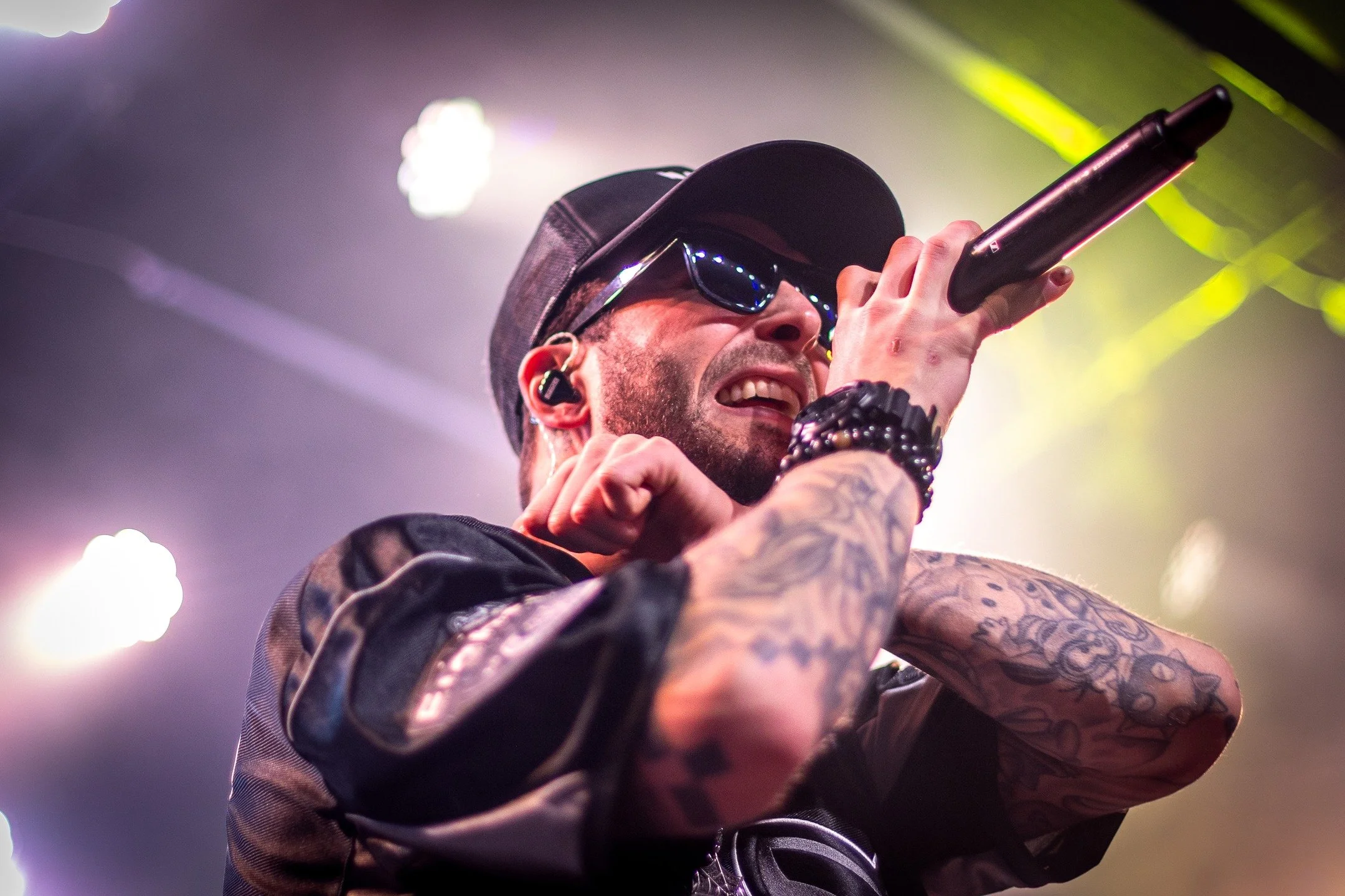 More photos I took of @chriswebby performing at Toads Place. 🔥

Additionally, new changes have been made to my website. 

#hiphop #photography #ct #concert