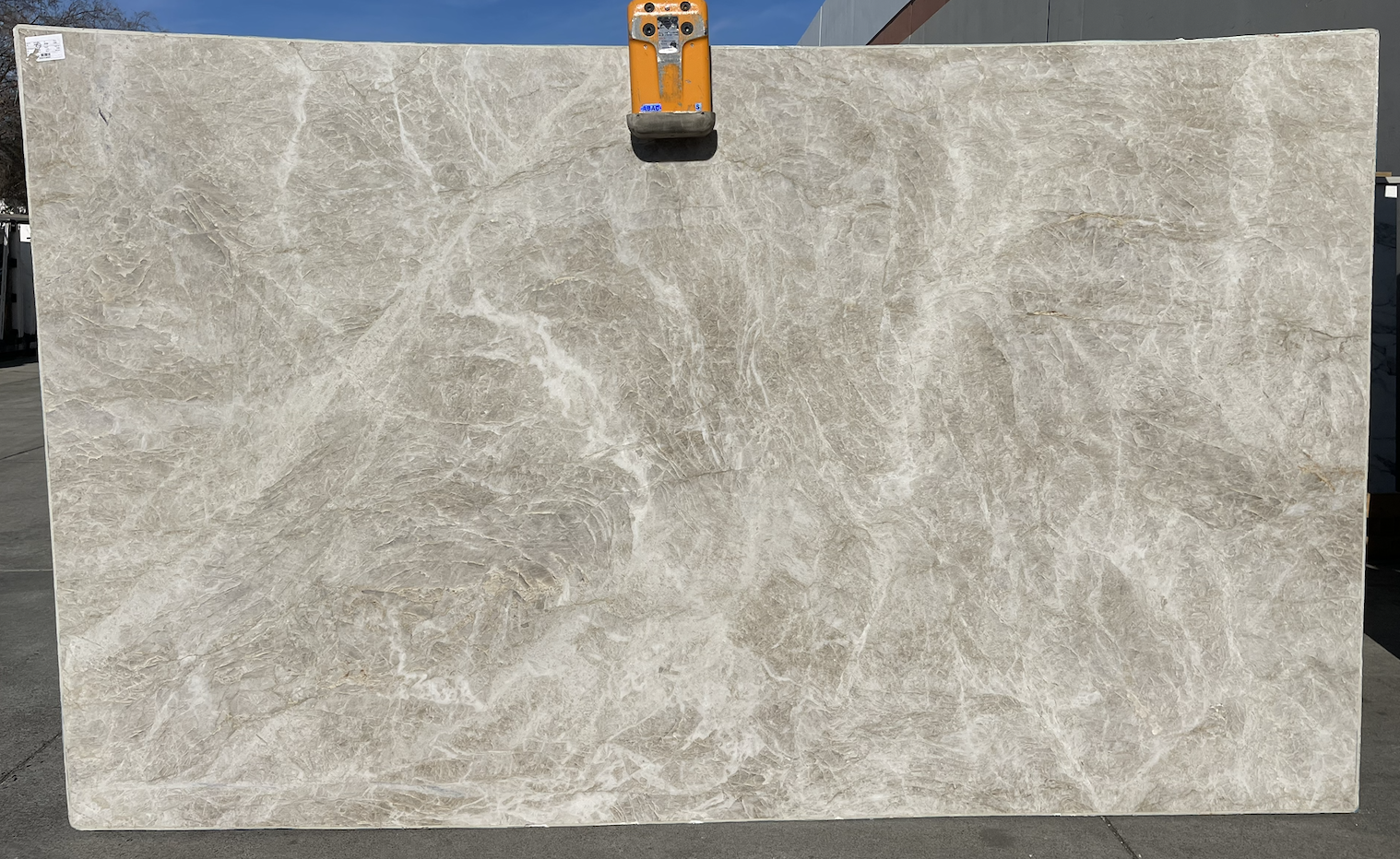 Lot#: 230372 / Size: 77" x 128" / Finish: Polished