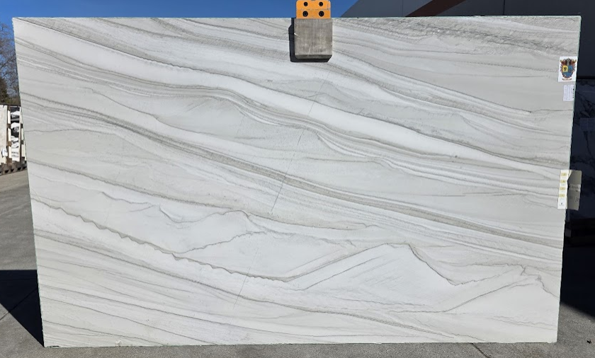 Lot#: 230842 / Size: 76" x 124" / Finish: Leathered