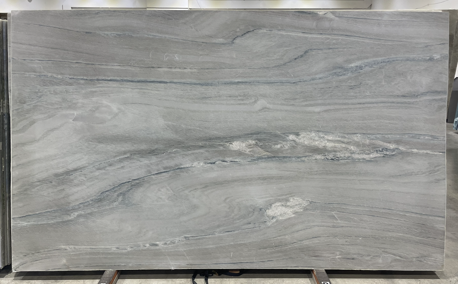Lot#: 232431 / Size: 78" x 131" / Finish: Honed