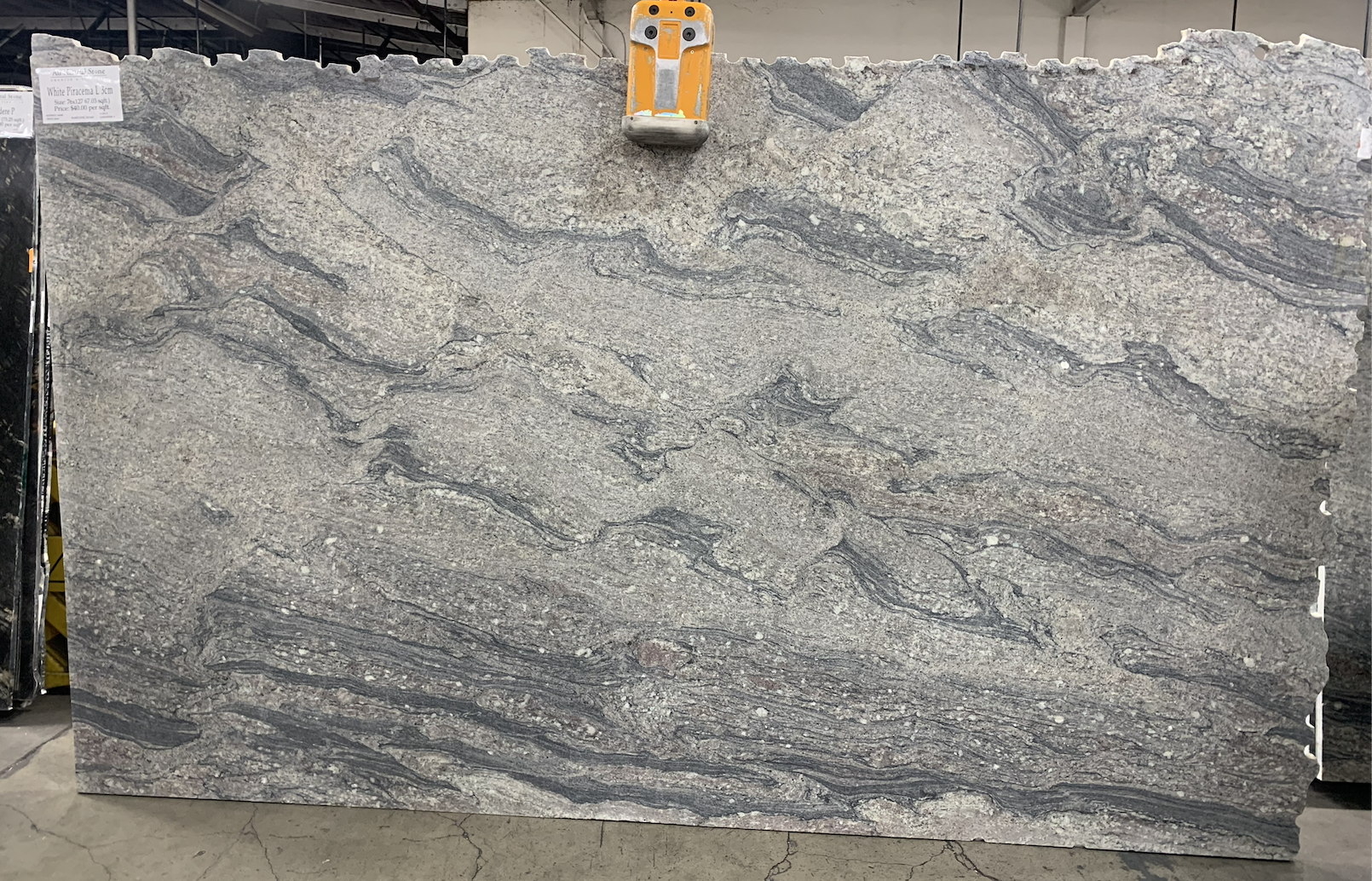 Lot#: 222441 / Size: 76" x 127" x 3cm / Finish: Leathered