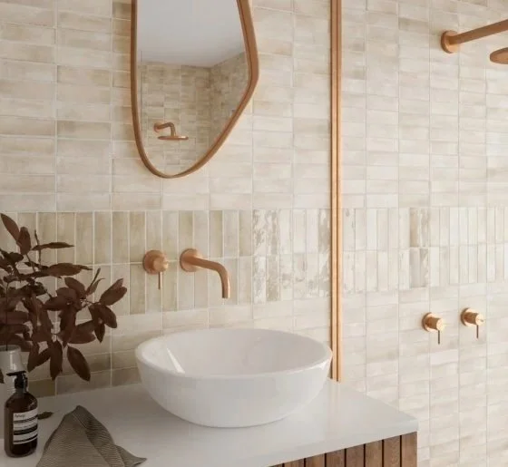 coco-canvas-gloss-matt-bathroom-560x560.jpg