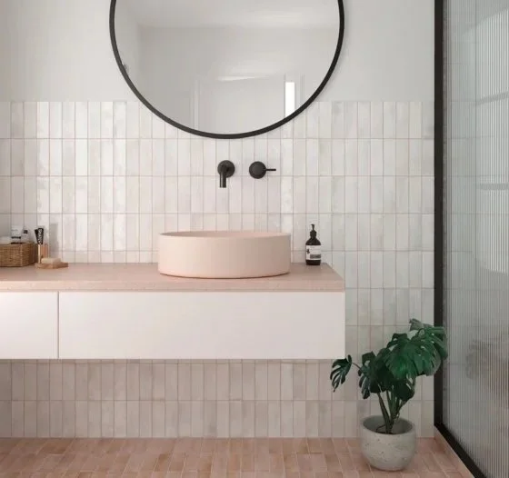 COCO-white-gloss-bath-560x560.jpg