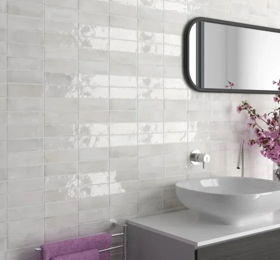 coco-white-matt-gloss-bathroom-560x560.jpg