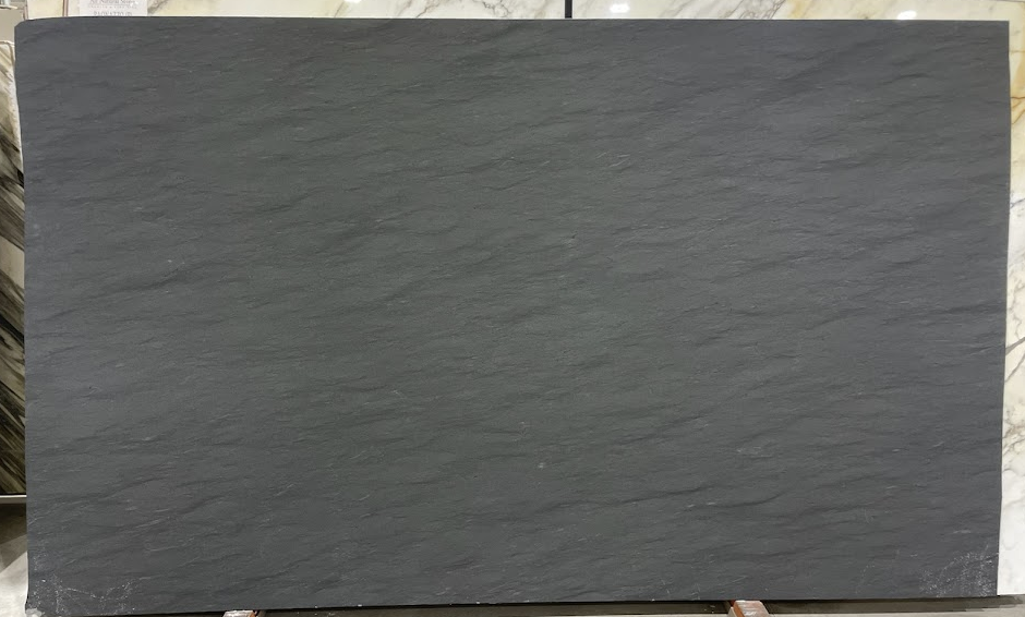 Lot#: 227371 / Size: 75" x 125" / Finish: Digital Texture