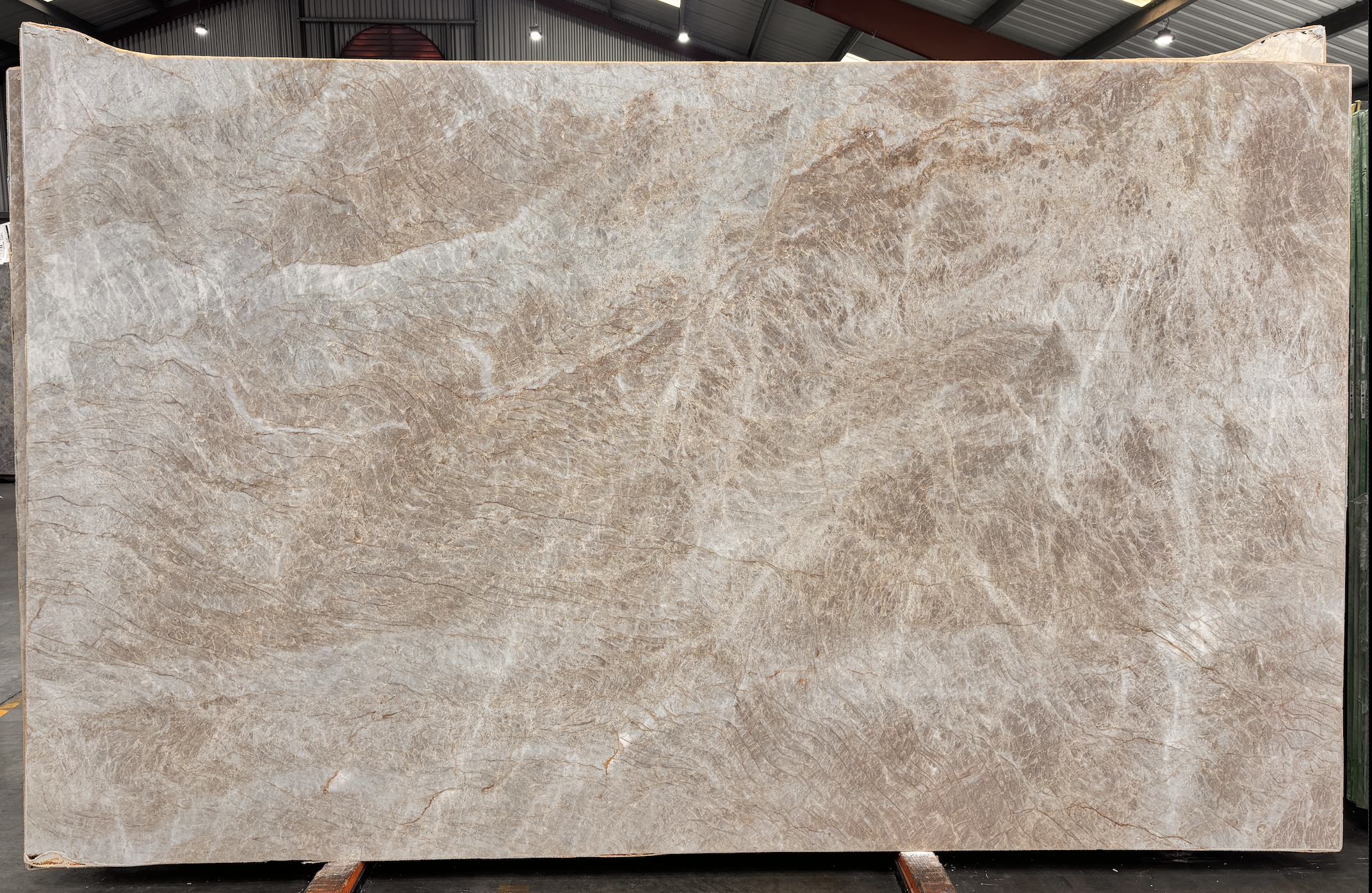 Lot #231051 / Size: 79" x 130" / Polished