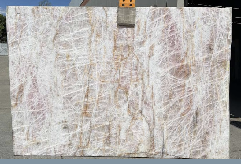 Lot#: 219771 / Size: 73" x 106" / Finish: Polished