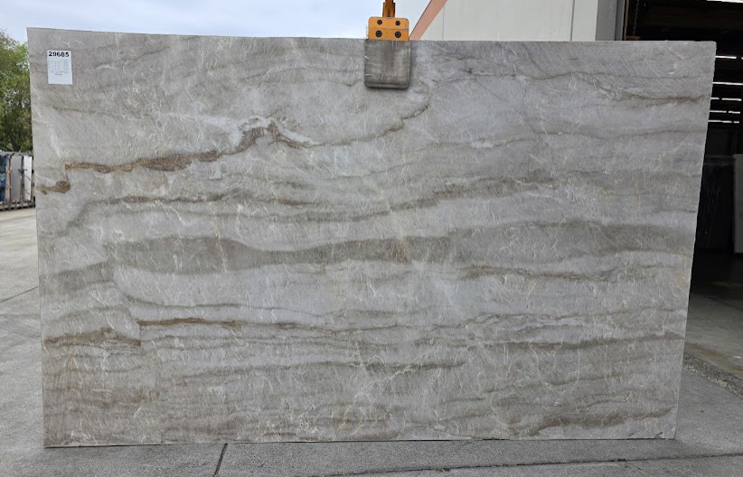 Lot# 230740 / Size: 78" x 125" / Finish: Leathered