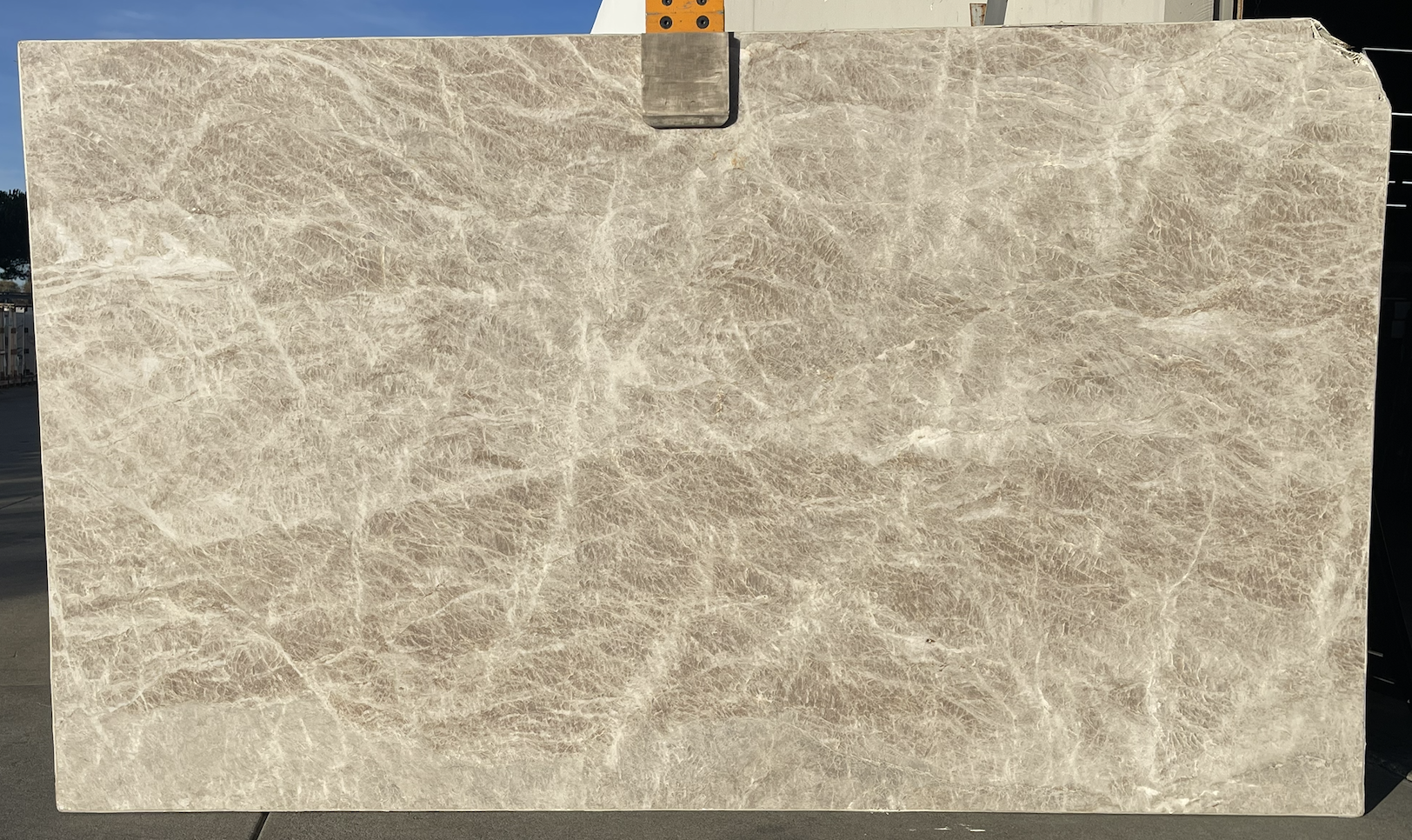 Lot#: 230411/ Size: 73" x 128" / Finish: Honed