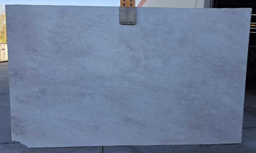 Lot# 231080 / Size: 72" x 122"  / Finish: Leathered