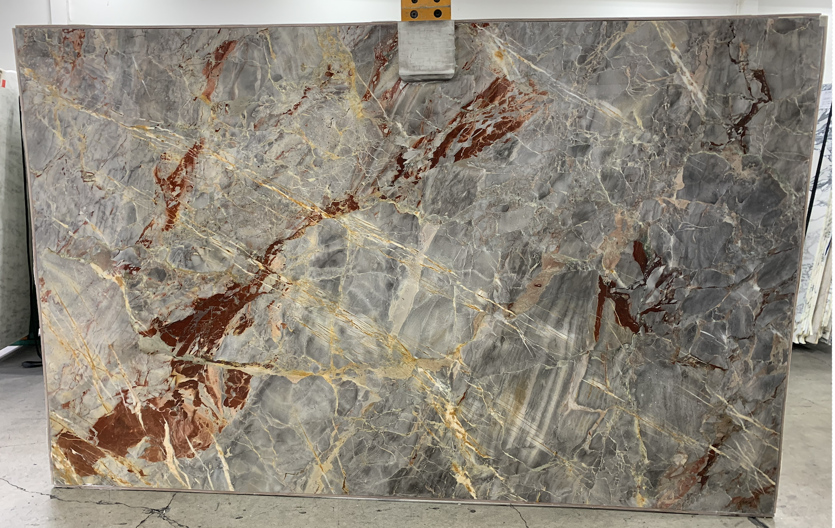 Lot#: 232450 / Size: 76" x 121" / Finish: Polished