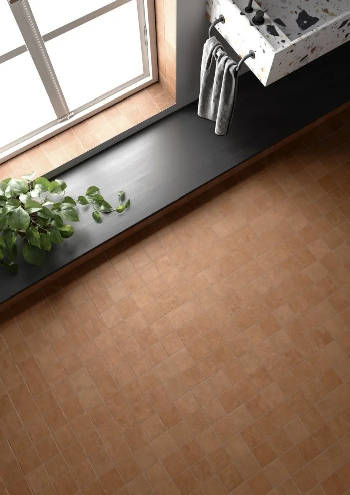 Stage-TERRACOTTA-10x10-bano-698x1024.jpg