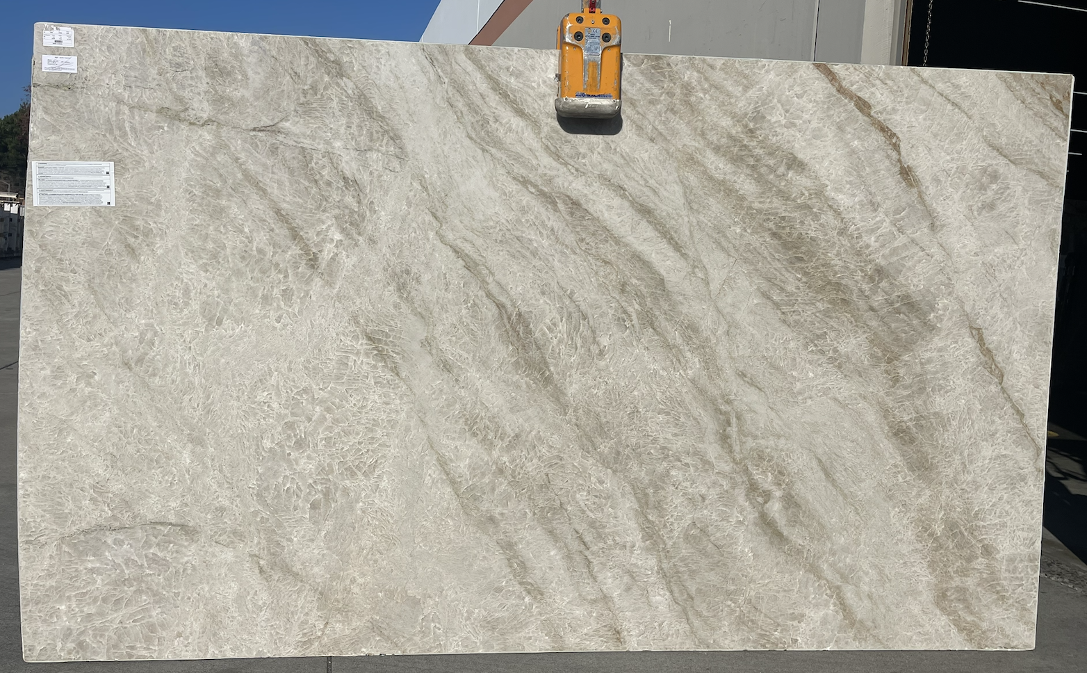 Lot# 230421 / Size: 79" x 134" / Finish: Polished