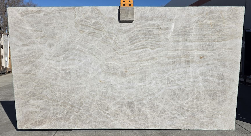 Lot# 230792 / Size: 75" x 138" / Finish: Honed