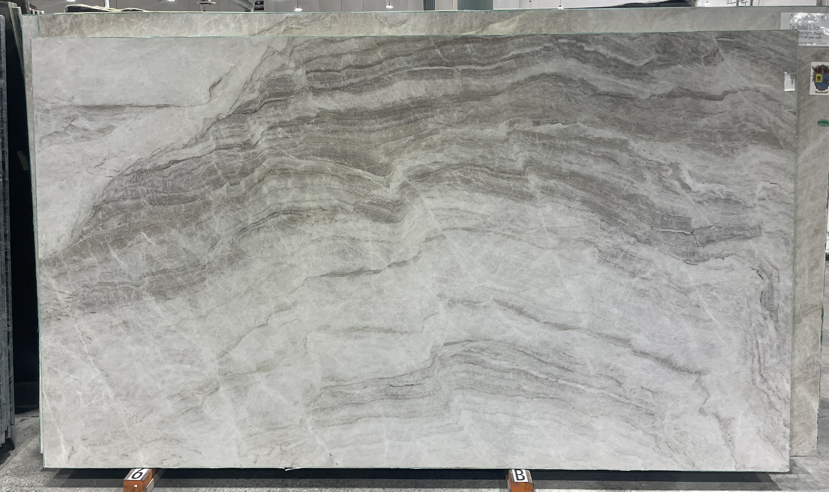 Lot# 231442 / Size: 72" x 125" x 3cm / Finish: Leathered