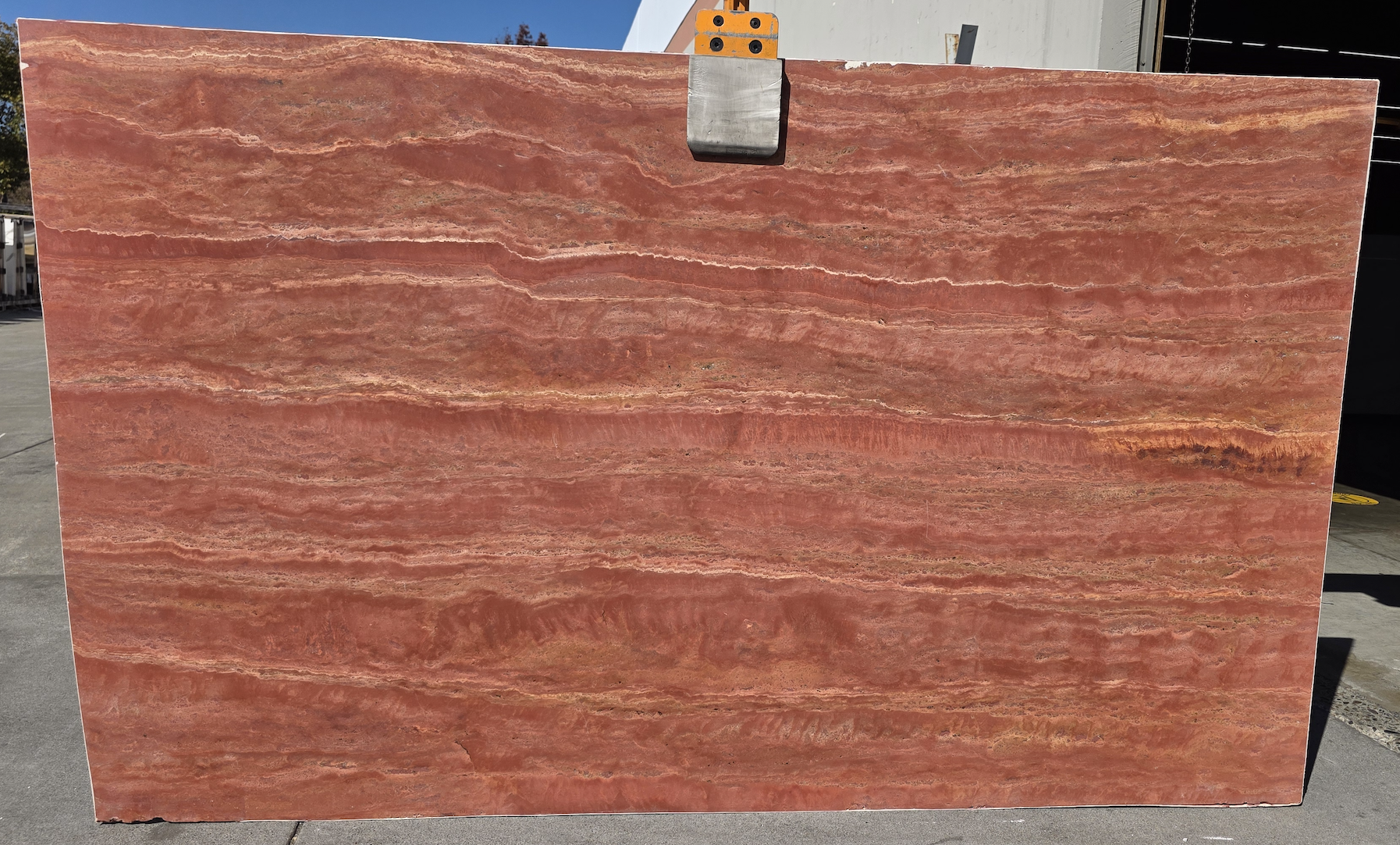 Lot#: 232240 / Size: 73" x 121" / Finish: Flamed/Honed