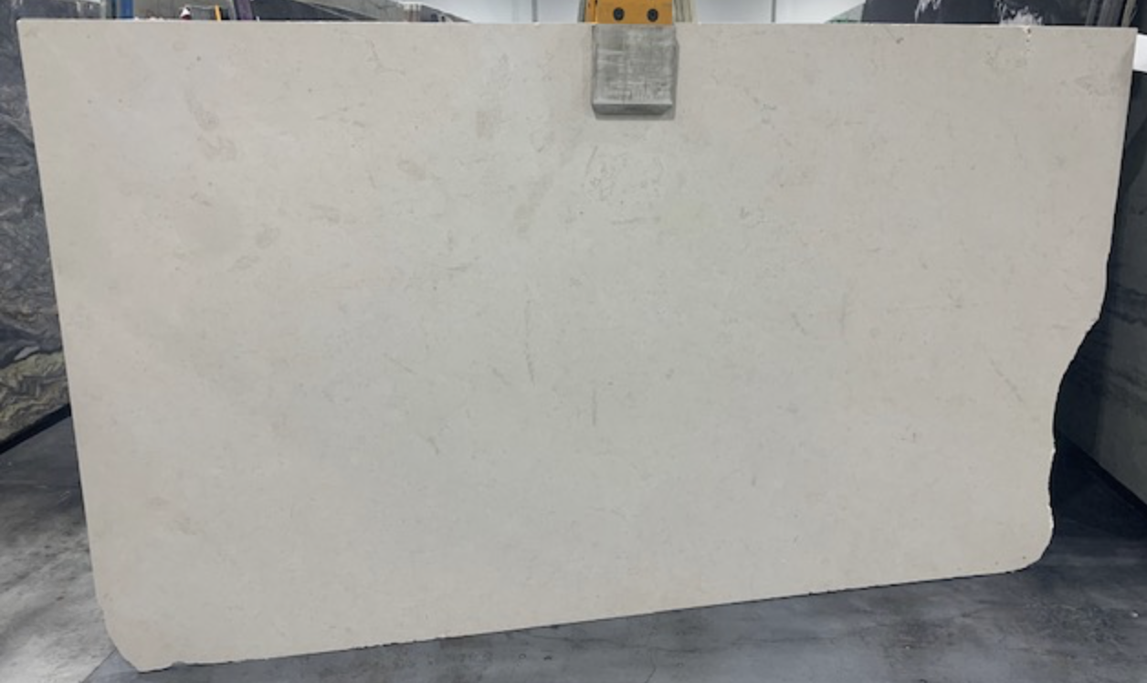 Lot#: 230680 / Size: 63" x 113" / Finish: Honed