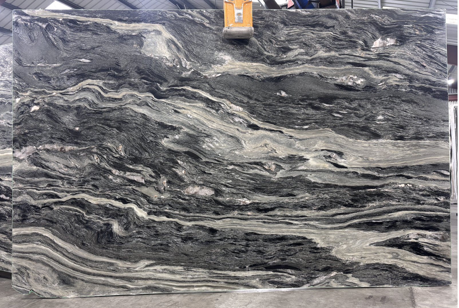 Lot# 212670 / Size: 77" x 119" x 3cm / Finish: Leathered