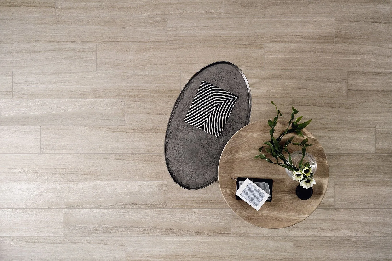 pavimenti-per-interni_Ceramiche-Coem_Flow_Greige-20x120-2.jpg