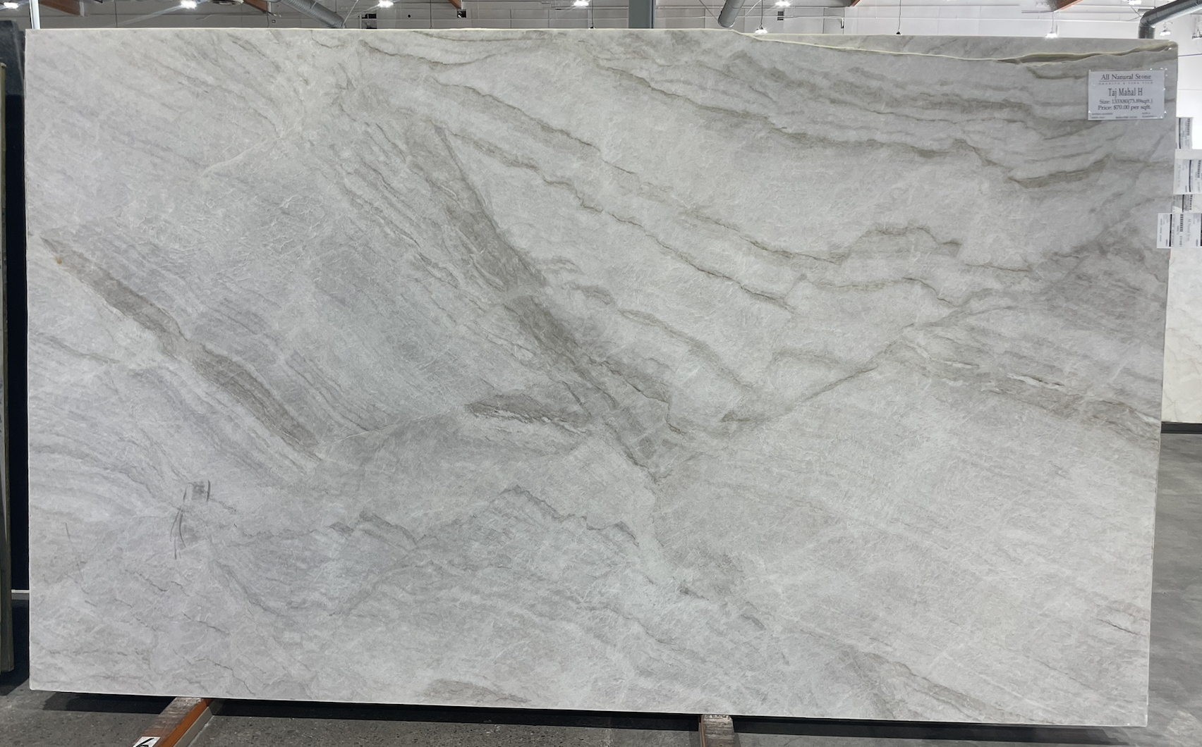 Lot# 231761 / Size: 80" x 133" / Finish: Honed