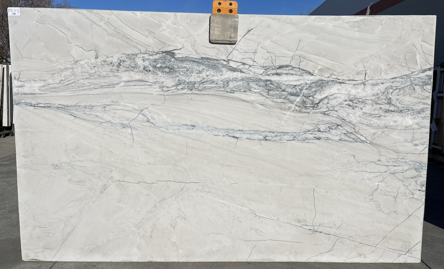 Lot#: 230342 / Size: 79" x 130" / Finish: Honed