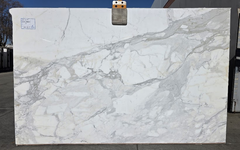 Lot#: 222576 / Size: 79" x 121" / Finish: Polished