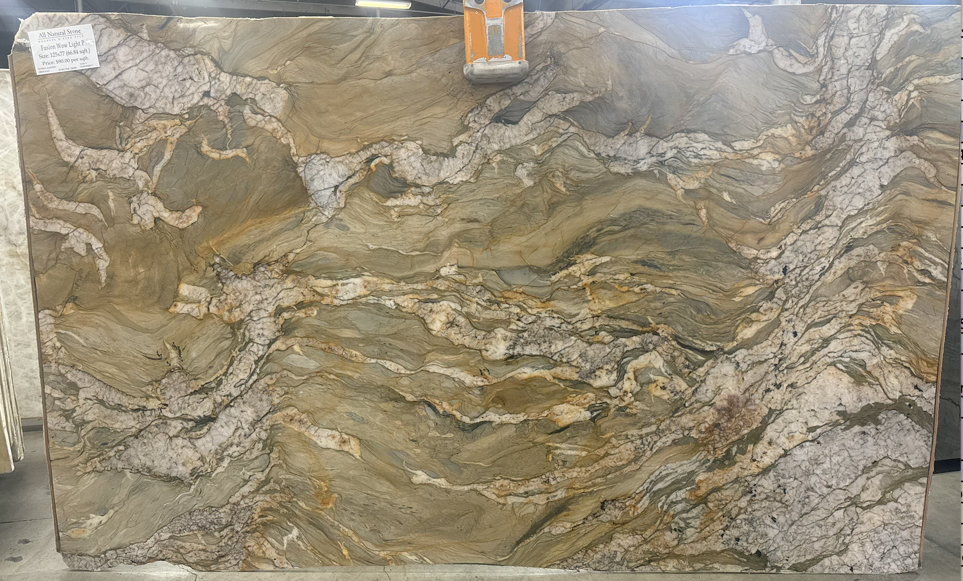 Lot#: 226981 / Size: 77" x 125" / Finish: Polished