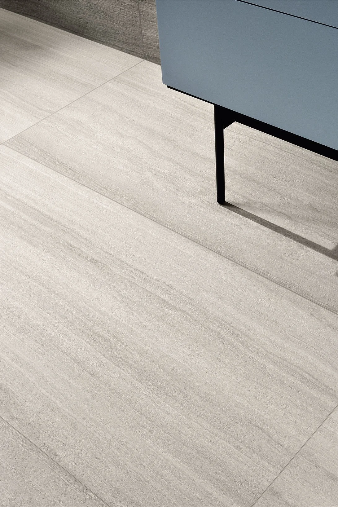 Ceramiche-Coem_Flow_Light-Grey-60x120_pavimento-per-interni-2.jpg